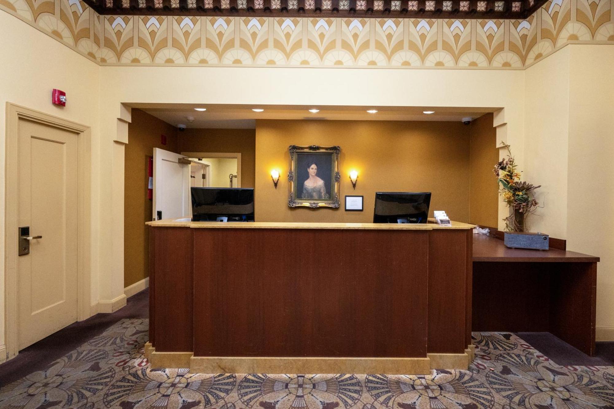 The Baroness Hotel Seattle Zewnętrze zdjęcie